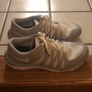Nike free 5.0 sneakers